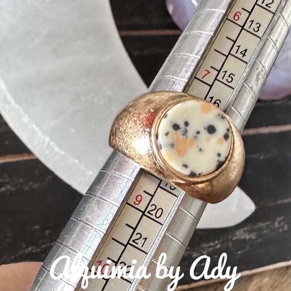 Alquimia Gold and Cream Ring Exquisite Jewelry - Picture 2 of 6